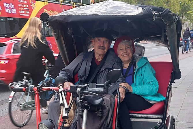 2 Hours Private Amsterdam Rickshaw Tour - Nieuwmarkt and Rembrandtplein: markets, metro lines, and night energy