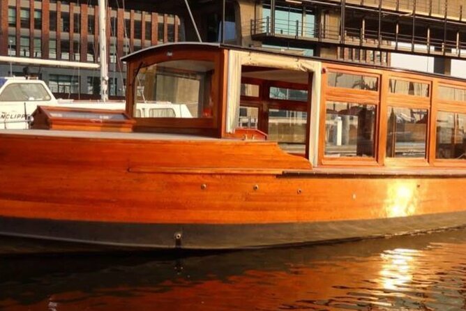 A unique experience! Semi private cruise. Authentic stylish boat! Book Leemstar! - The route: canal ring first, then Anne Frank area, then the Amstel