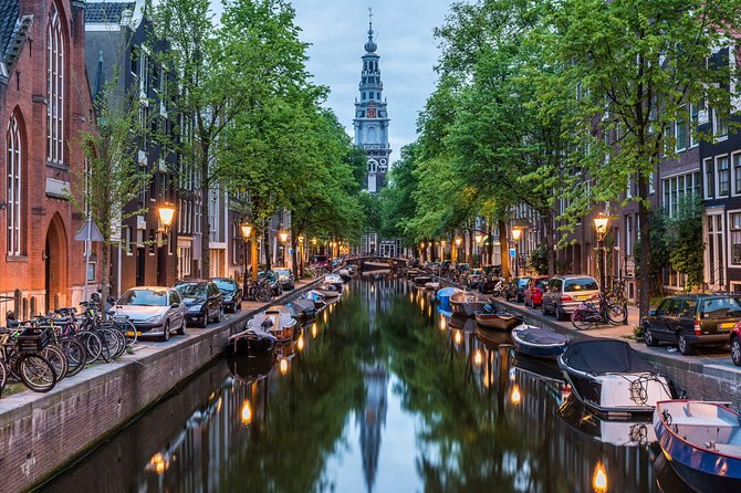 Airport Transfer: Schiphol Airport AMS to Amsterdam by Luxury Van - Waiting Without Worry: Flight Tracking and 60 Minutes Free