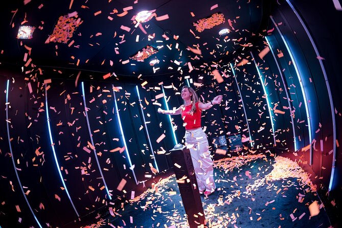 AMAZE Amsterdam: Immersive Audiovisual Experience - Rooms You’ll Actually Talk About Afterward