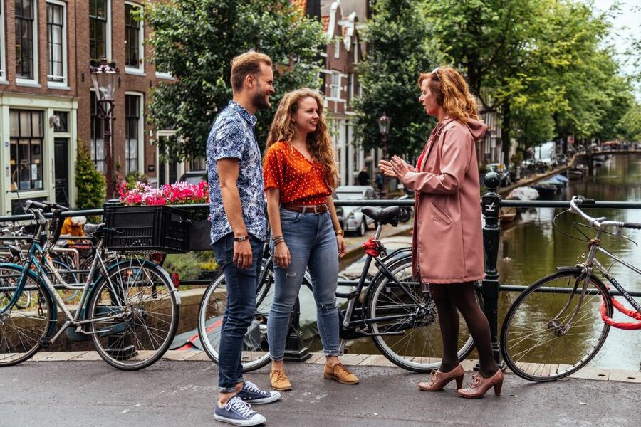 Amsterdam: 1.5-Hour Private Kick-Start Tour with a Local - Local Tips and Recommendations: Food, Pace, and What to Do After 90 Minutes