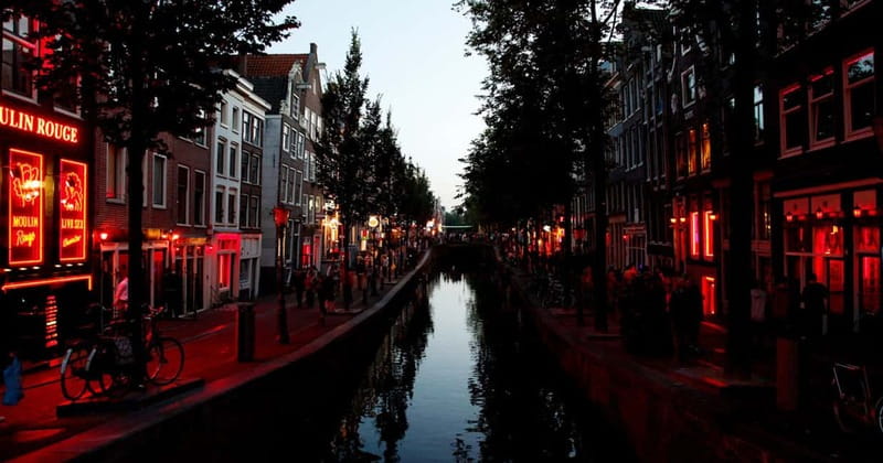 Amsterdam: 1,5-Hour Red Light District Tour - Key points before you go