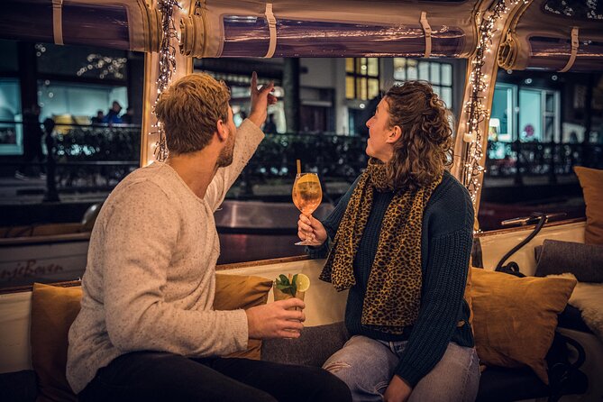Amsterdam: 1-Hour Canal Cruise in the Evening - Museums and canal-house life: what you see without stepping inside