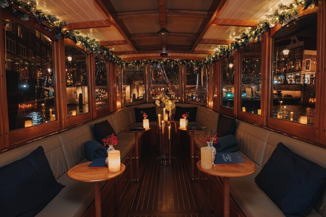 Amsterdam: 2-Hour Canal Cruise incl. Drinks & Dutch Snacks - Amstel River and the open calm of Amstelveld