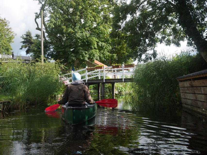 Amsterdam: 2-Hour Guided Canoe Trip - What happens before you paddle: safety briefing and gear