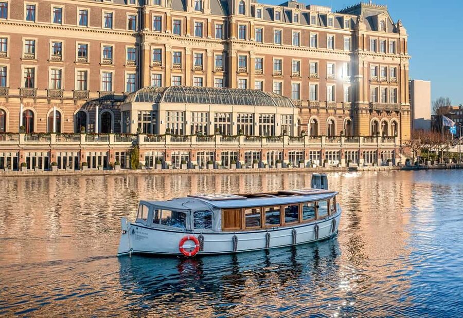 Amsterdam: 2-Hour Luxury Canal Cruise with Snacks & Drinks - The 2-Hour Plan: How You Get More Than a One-Hour Highlights Tour