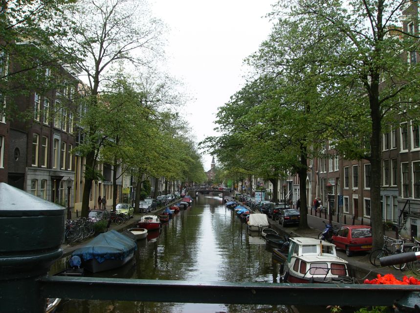 Amsterdam: 2-Hour Sightseeing Tour by Rickshaw - Red Light District Pass-By: How You’ll See It Without Getting Lost