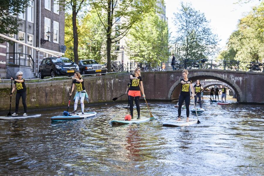 Amsterdam: 2-Hour Stand Up Paddle Board Tour - Why Amsterdam looks different from a SUP board