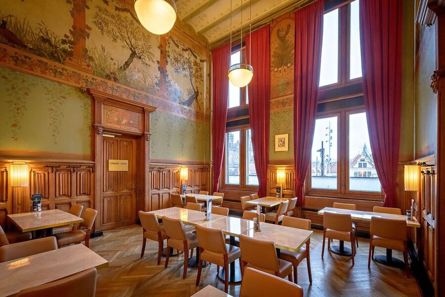 Amsterdam: 3-Course Meal in Historic 1st Class Waiting Rooms - Price and value: is $61 really a good deal?