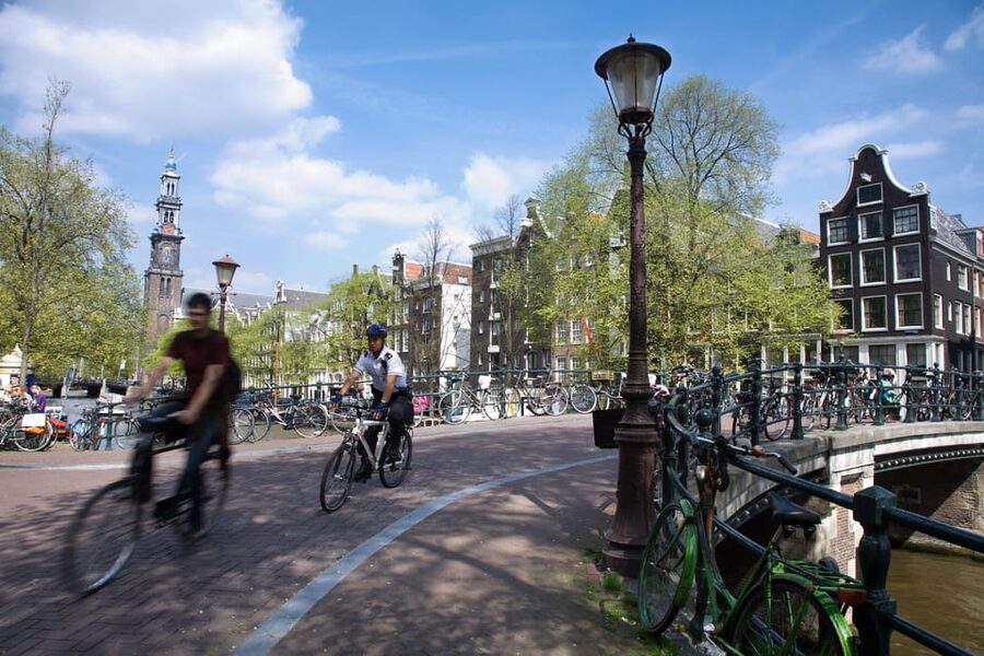 Amsterdam: 3-Hour Private Bike Tour of the City Center - Dam Square and the Westerkerk area: seeing the city’s pulse