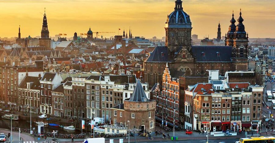 Amsterdam: 3-Hour Private Highlights City Tour by Minivan - Private highlights in 3 hours: how the minivan keeps you moving