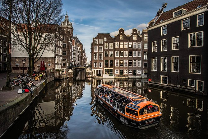 Amsterdam 4 Hours Private Photo Walk - Meeting at LoetjeStationsplein and starting with coffee