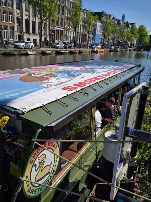 Amsterdam: 420 Smoke-Friendly Boat Tour - Key things that make this tour different