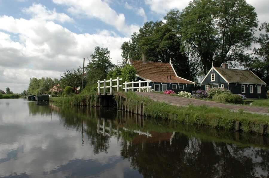Amsterdam 5-Hour Guided Canoe Trip in the Wetlands - A quick reality check on what to bring (so you enjoy it, not suffer)