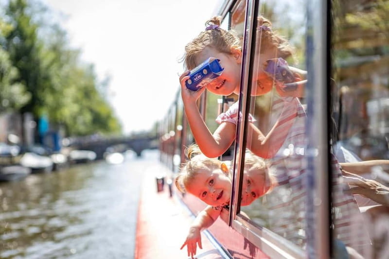 Amsterdam: 75 Minute City Canal Cruise with Audio Guide - When to Go: Timing for Quiet Views and Clear Listening