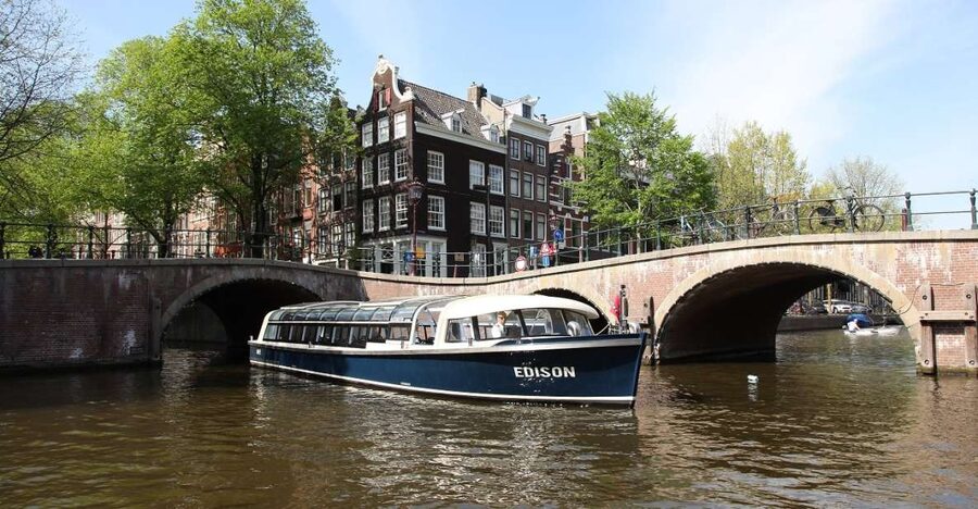 Amsterdam: 75 Minute City Canal Cruise with Audio Guide - Who Should Book This Cruise (and Who Might Prefer Something Else)