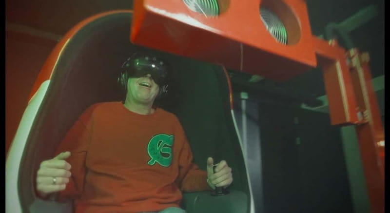 Amsterdam Adventure Ride - What happens in your 4 minutes: sit, headset, then go