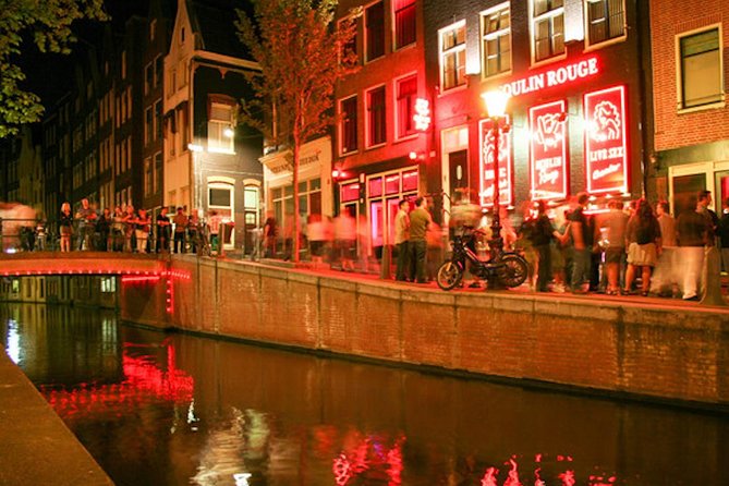 Amsterdam After Dark: Public Red Light District Exploration - The oldest street and the Route 66 VIP table break
