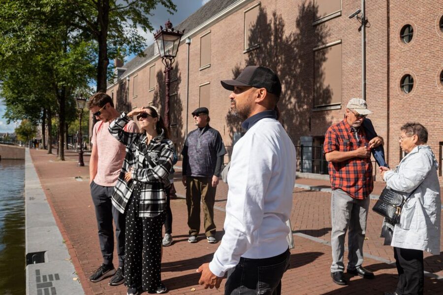 Amsterdam: Anne Frank and Jewish Quarter Tour - How the guide story handles Anne Frank and the occupation era