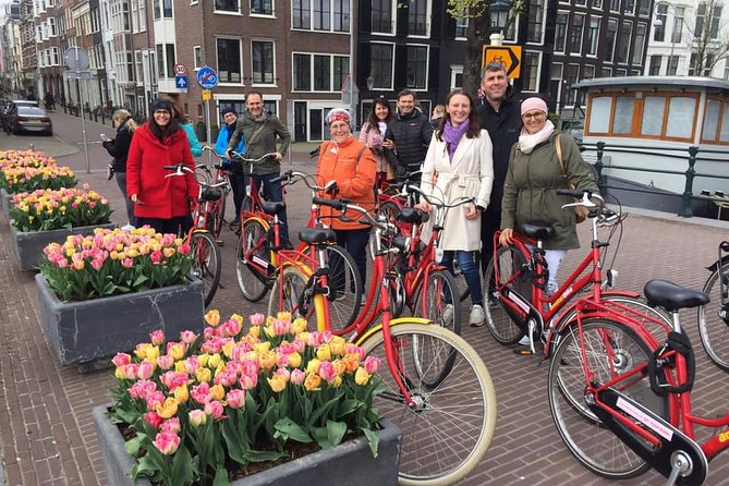 Amsterdam Bike Rental with free GPS narrated bike tour - The Ride Loop: From Quiet Old-Town Feel to Canal Time