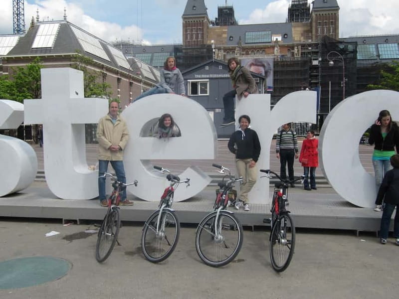 Amsterdam:: Bike Rental with Free Self-Guided Tour - Amsterdam bike rental that turns the city into your route