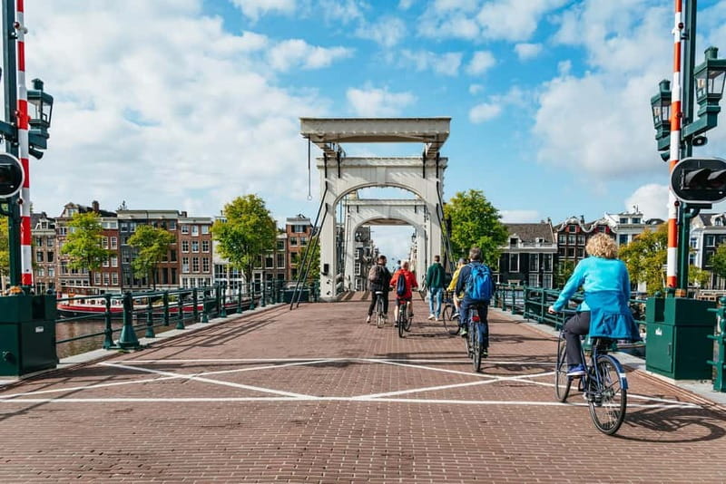 Amsterdam Bike Tour in Small Group + Optional Canal Cruise - Where You Start: Bikeisready and the First Quick Orientation