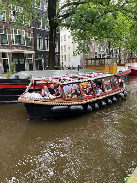 Amsterdam: Boat Tour with Optional Unlimited Drinks - Unlimited Beer and Wine: What It Adds (and When It Doesn’t)
