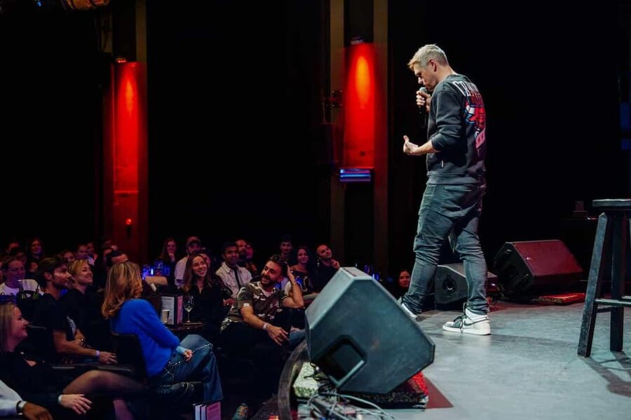 Amsterdam: ‘Boom Chicago’ English Comedy Show - Before the curtain: table seating, bar lounge time, and the vibe