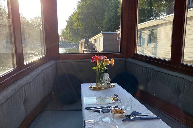 Amsterdam Breakfast Cruise on Private Luxury Boat - The Breakfast Menu: Picking Croissant, Classic, Pancakes, or Healthy