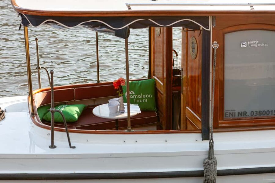 Amsterdam Canal Boat Ride with a Spanish-speaking Guide - The Jordaan: Why This Neighborhood Works From a Boat