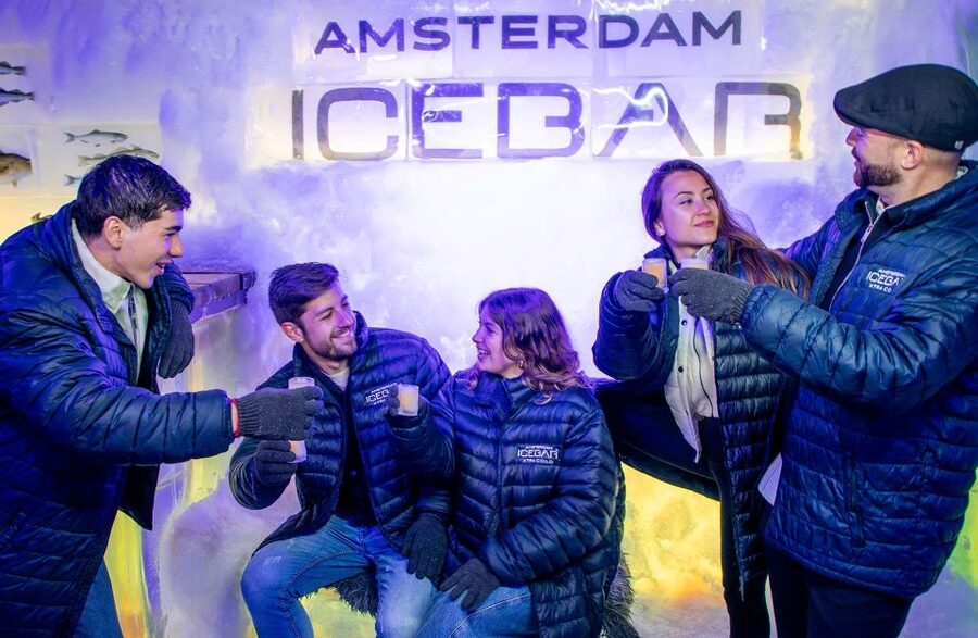 Amsterdam: Canal Cruise and Entrance to Xtracold Icebar - Timing Tips: Do You Want Daylight or Night Views?