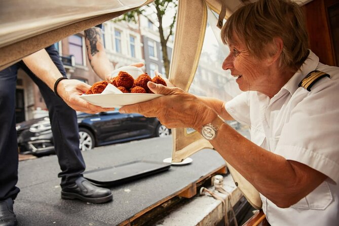 Amsterdam Canal Cruise and local Food Tour - Why This Amsterdam Canal Cruise + Food Tour Works in 4 Hours