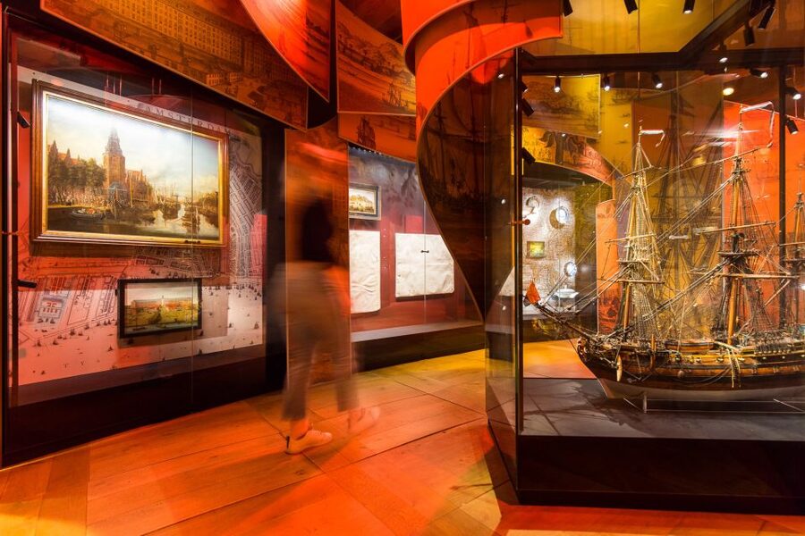Amsterdam Canal Cruise and Maritime Museum Combined Ticket - A 1.5-hour combo: canal cruising plus Scheepvaartmuseum time