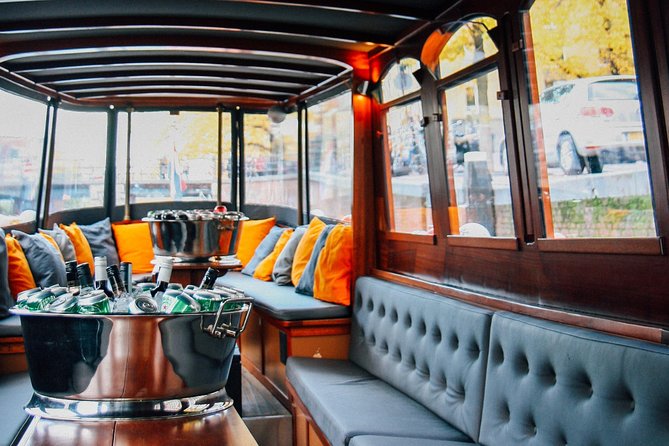 Amsterdam Canal Cruise in Classic Salon Boat With Drinks and Cheese - The 1-hour ride: how to think about the itinerary