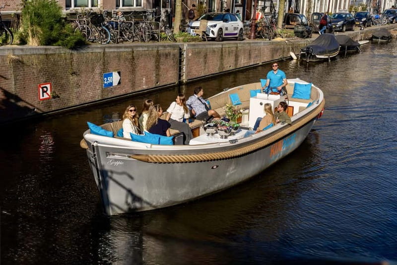 Amsterdam: Canal Cruise in Open Boat with Drink Option - Price and Value: Is $19 Worth It?