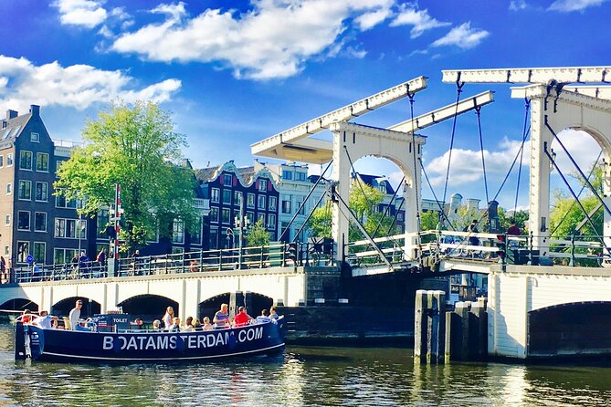 Amsterdam Canal Cruise with Live Guide - Central Station - Key points worth knowing before you go