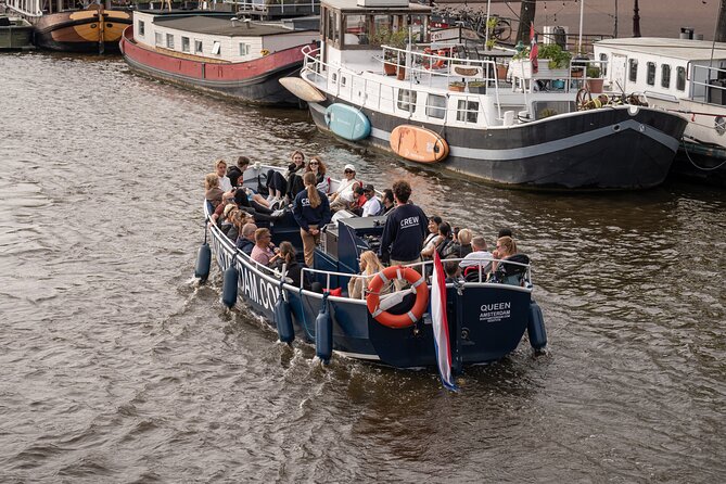 Amsterdam Canal Cruise with Live guide & Two drinks - Central St. - Two drinks and a restroom onboard: small comforts that change the experience