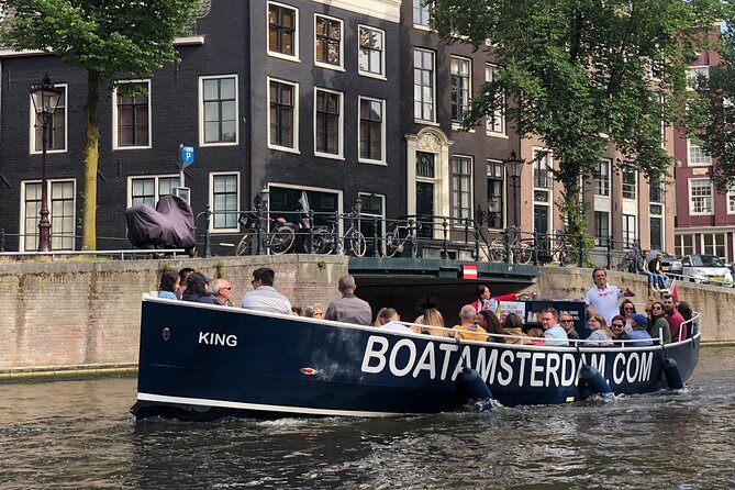 Amsterdam Canal Cruise with Open Bar - Central Station - The Open Bar: What Unlimited Drinks Really Changes