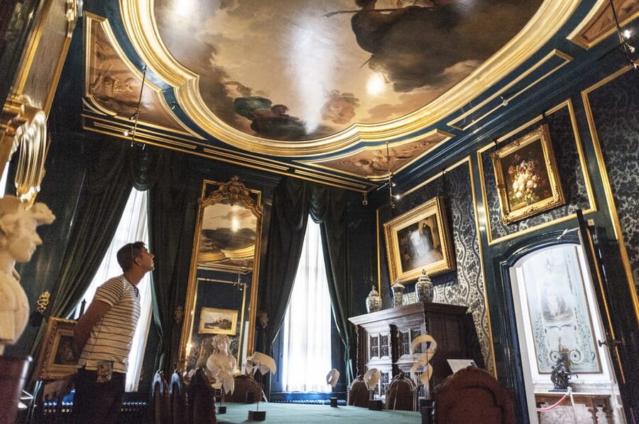 Amsterdam: Canal House Museum 'Willet-Holthuysen' Ticket - The Included Audio Guide: How to Pace a Self-Guided Visit