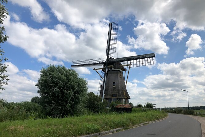 Amsterdam Castle & Utrecht City - Private Day Tour - Scenic Roads to Utrecht (Plus Real Countryside Breaks)