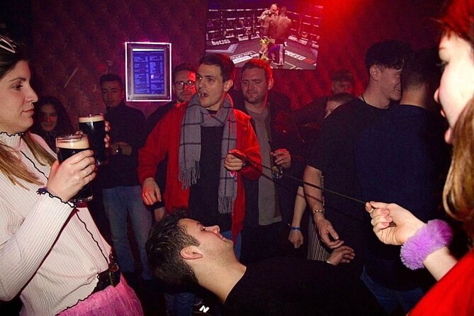 Amsterdam: City Centre Bar Crawl and Nightlife Experience - The final club stop: dress code can close doors fast
