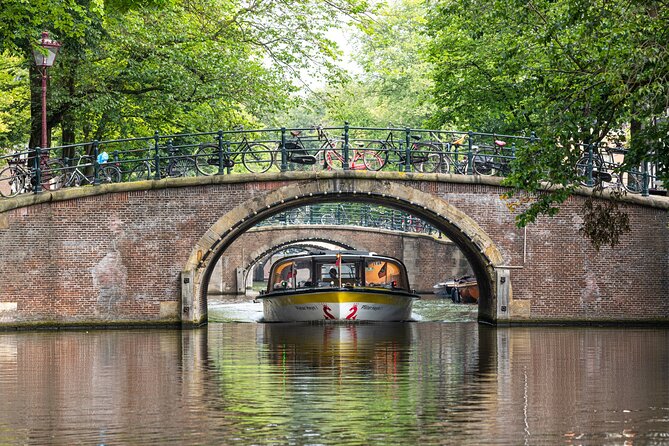 Amsterdam City Centre Cruise on heated boat with Audioguide - Staff and Captain Style: Why It Can Feel Better (or Worse)