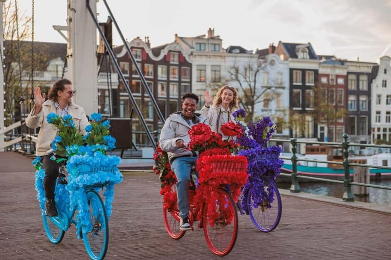 Amsterdam: City Centre, Guided Bike Tour on Flower Bikes - Why a FlowerBike is the best kind of Amsterdam chaos