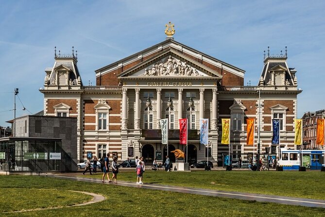 Amsterdam City Highlights and Hidden Gems - Private & Custom Tour - Stop 2: Interconnected Creative Streets and Design Culture