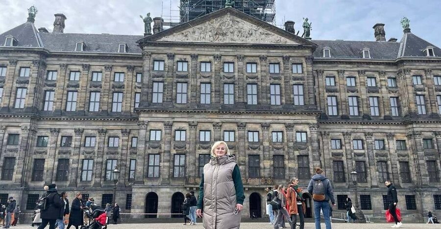 Amsterdam: City Highlights Walking Tour - Basilica of Saint Nicholas: Why This Church Matters