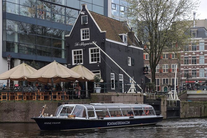 Amsterdam Classic Canal Cruise with Live Guide - Planning your day: departure times, meeting point, and staying on schedule