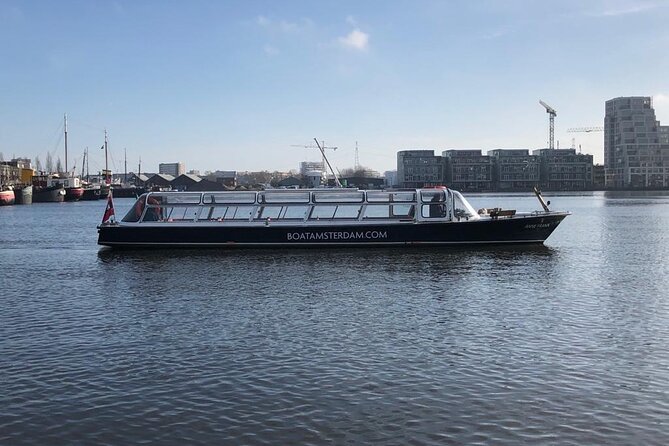 Amsterdam Classic Canal Cruise with Live Guide and Two Drinks - Price and inclusions: what $27.40 really covers