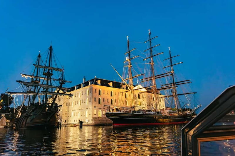 Amsterdam: Cozy Cheese & Wine Cruise Tasting Experience - FAQ