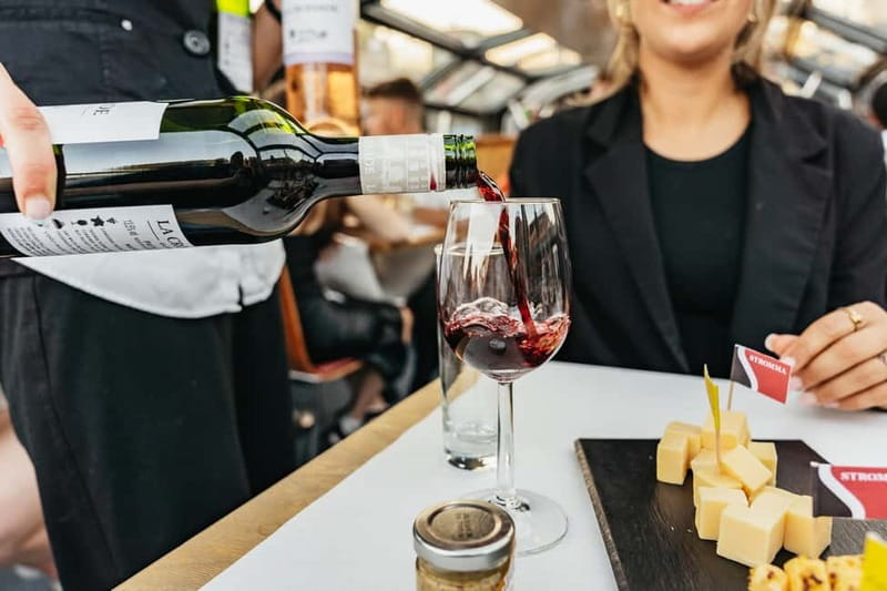 Amsterdam: Cozy Cheese & Wine Cruise Tasting Experience - Drinks Included: Unlimited, But Still About the Stories