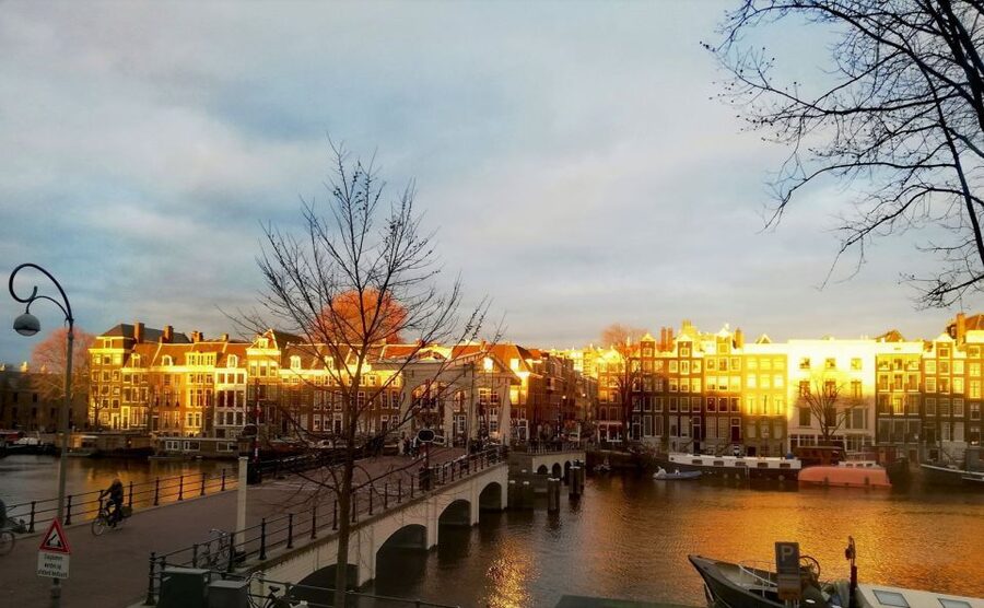 Amsterdam: Craft Dutch Pancakes in Charming Canal House - Making the most of the 2 hours: timing, pace, and takeaway